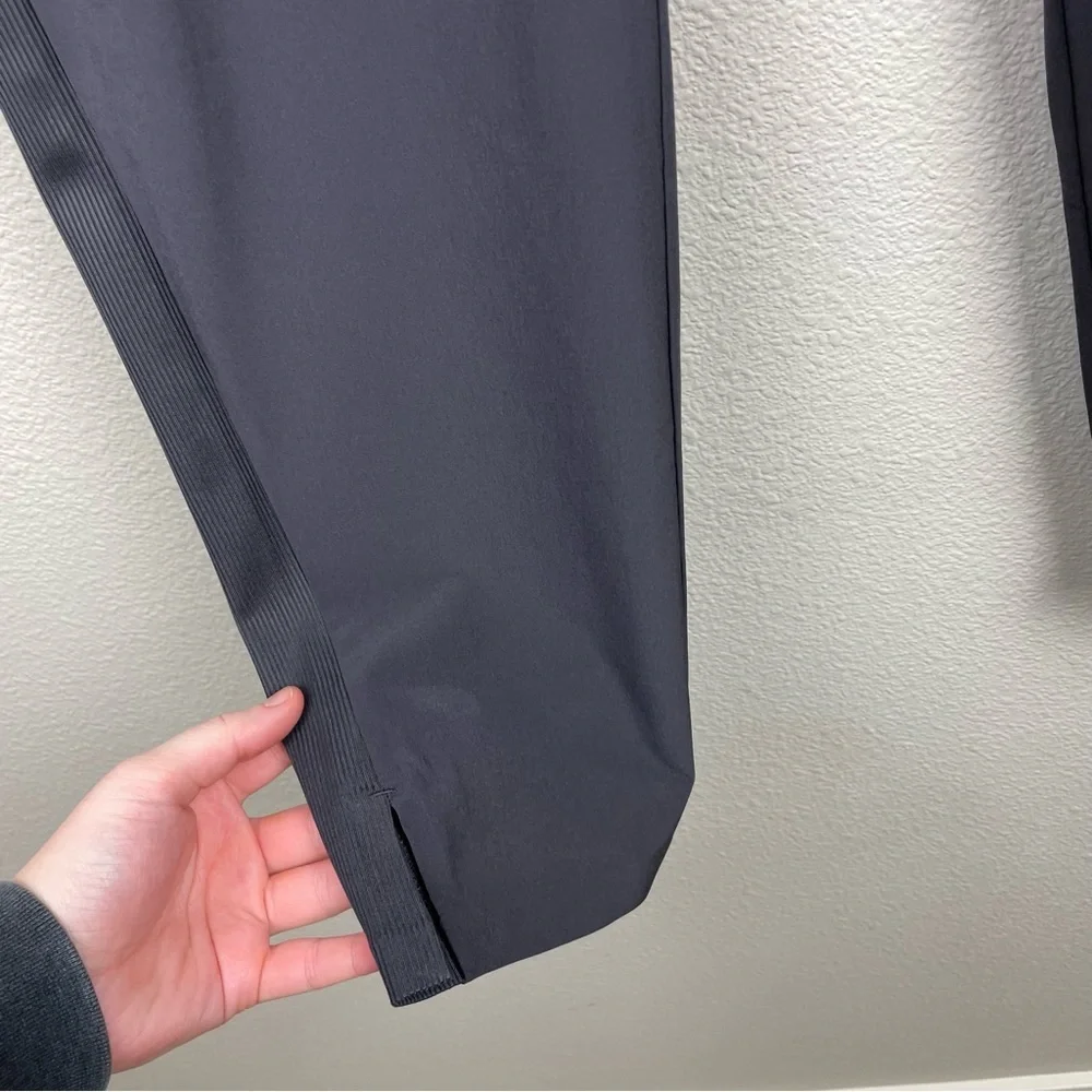 ATHLETA Women's 12 Brooklyn Ankle Pants Green Athleisure Activewear Casual Gym - Picture 4 of 13